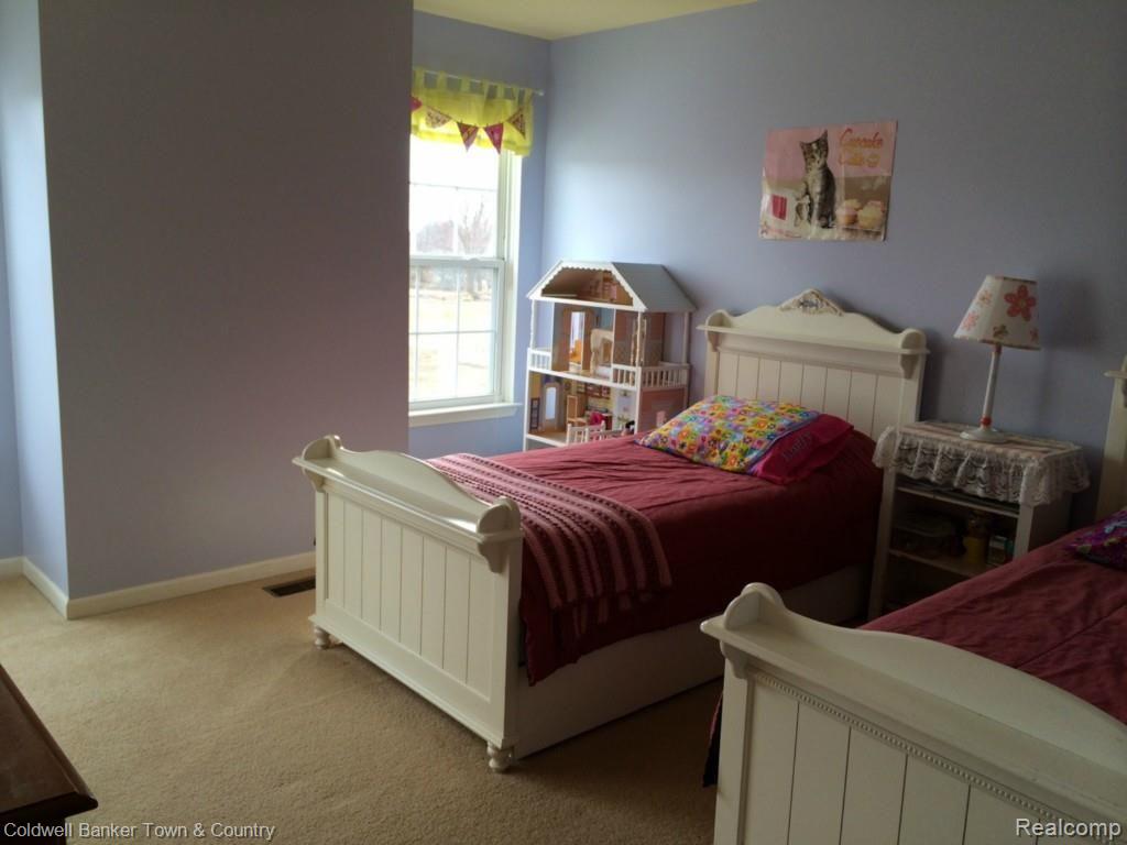 2832 Fisher Road Howell, MI 48855 - Photo 28 of 37 Bedroom