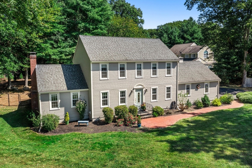 3 Jonathans Way Upton, MA 01568 - Photo 1 of 40 Gallery Image 1