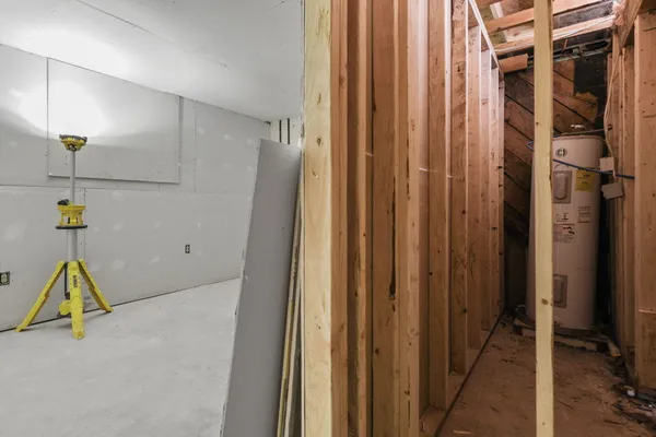 a view of a backyard of the house