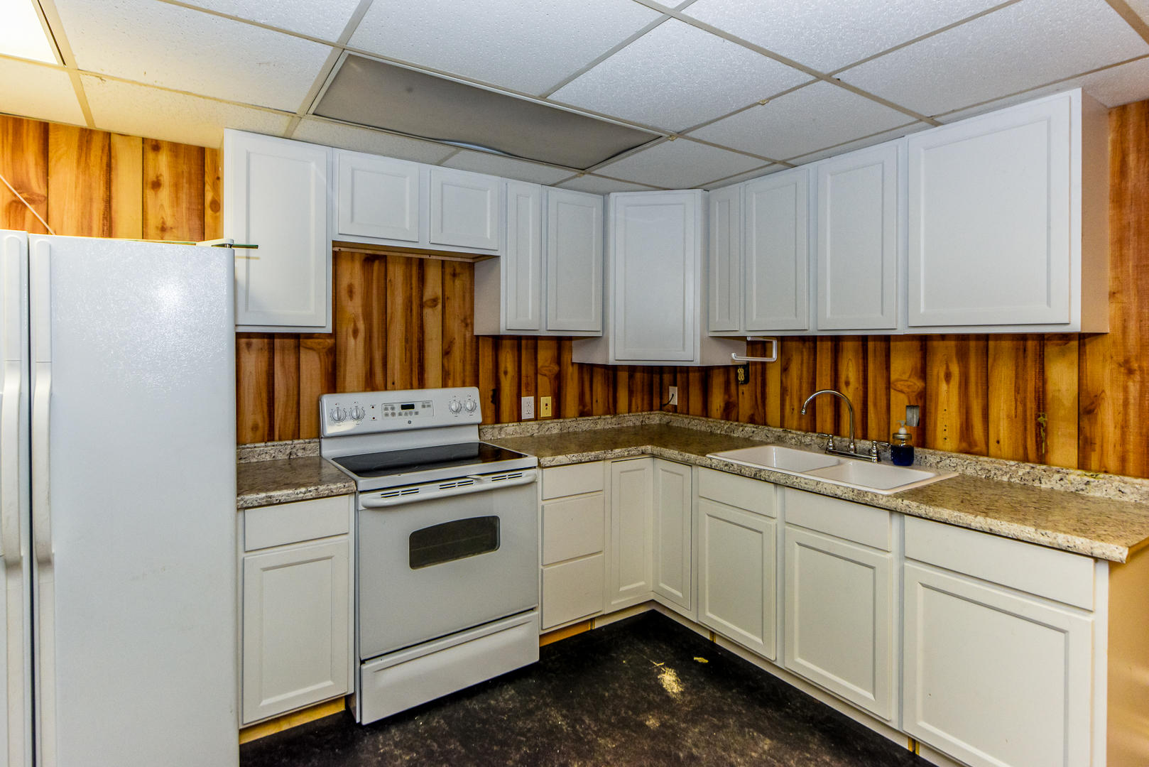 101 Jackson Ferry Road Greenback, TN 37742 - Photo 6 of 36 Basement Kitchen