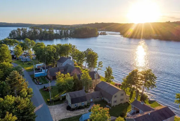 $2,000,000 | 88 Sunset Drive, Belmont, NH 03220