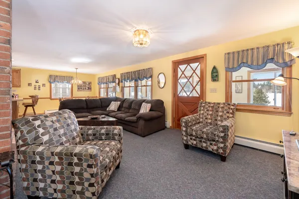 $2,000,000 | 88 Sunset Drive, Belmont, NH 03220