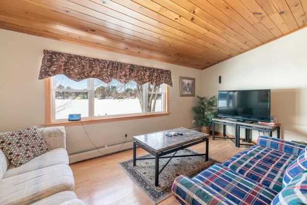 $2,000,000 | 88 Sunset Drive, Belmont, NH 03220