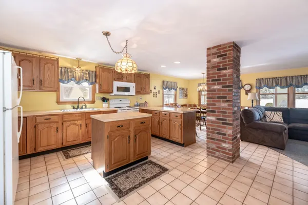 $2,000,000 | 88 Sunset Drive, Belmont, NH 03220