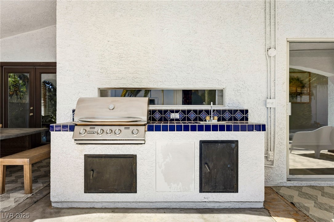 2829 Via Florentine Street Henderson, NV 89074 - Photo 25 of 48 View of patio featuring area for grilling