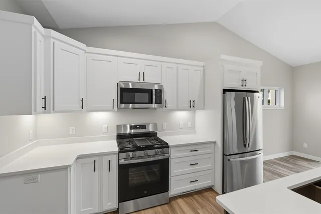 $489,900 | 806 Saddle, Portage, WI 53901