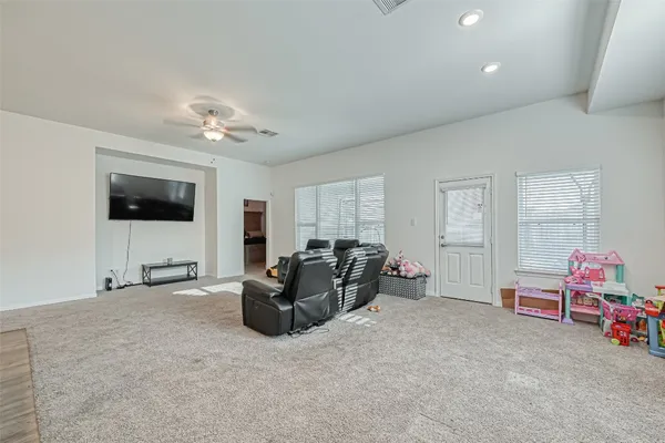 $2,150 | 9435 Klein Lane, Houston, TX 77044
