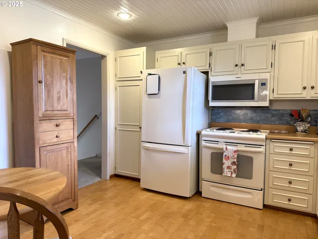 $520,000 | 3615 Donald Street, Eugene, OR 97405