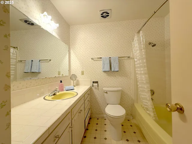 $520,000 | 3615 Donald Street, Eugene, OR 97405