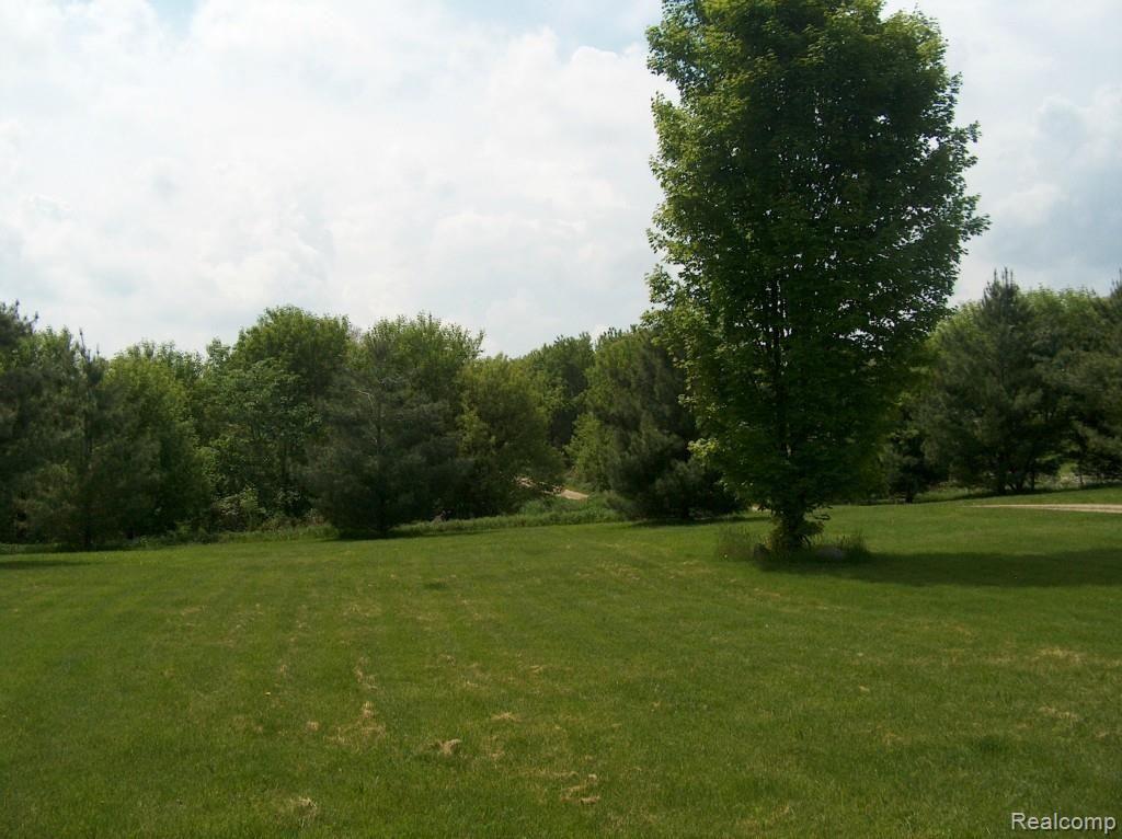 2830 Klam Road Lapeer, MI 48446 - Photo 14 of 21 new_listing_036.jpg