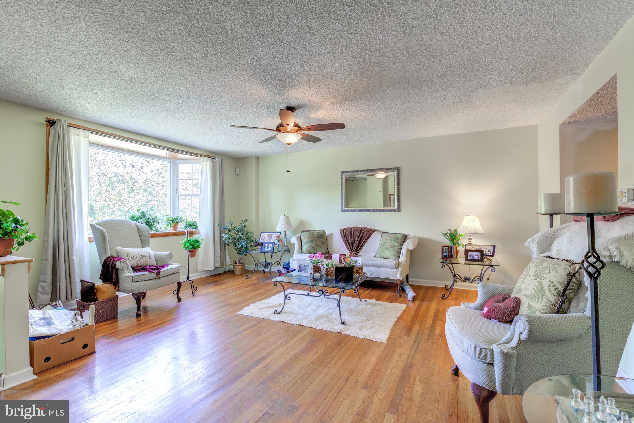 4014 Powell Road Brookhaven, PA 19015 - Photo 4 of 37