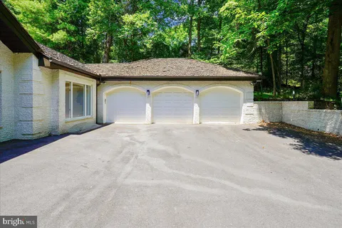 $2,500,000 | 9100 Aldershot Drive, Bethesda, MD 20817