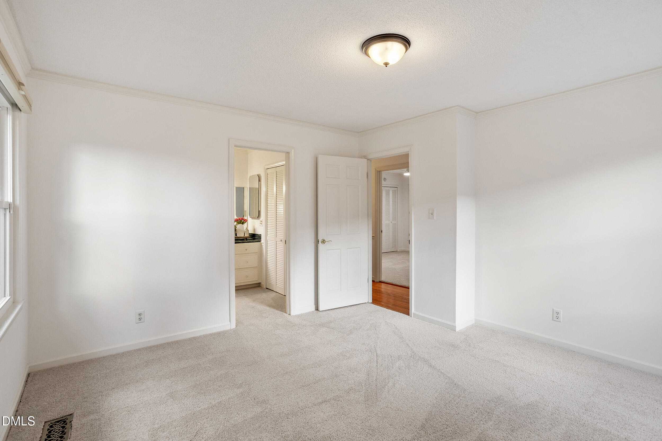 3911 Hope Valley Road Durham, NC 27707 - Photo 14 of 19 3911 Hope Valley - Primary Bedroom