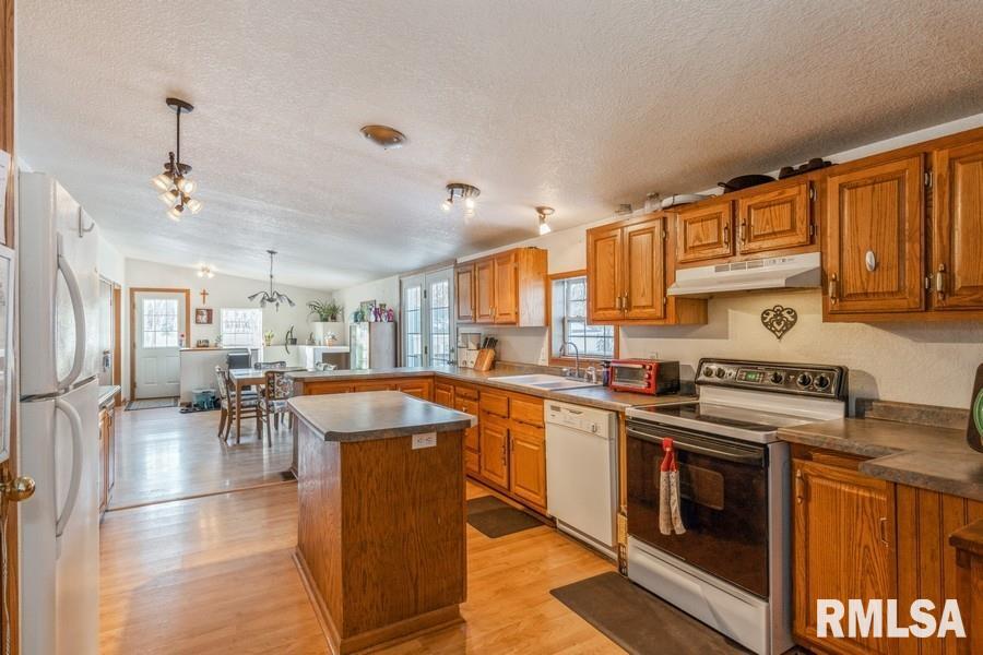8740 Star Road Erie, IL 61250 - Photo 5 of 15