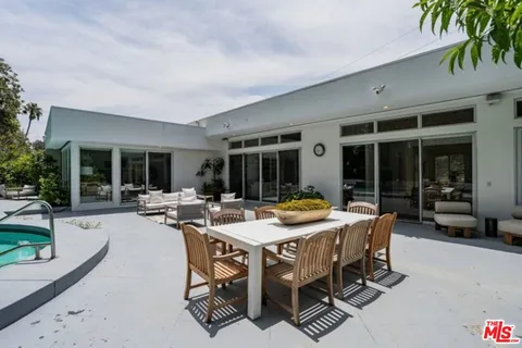 $4,250,000 | 816 North Kenter Avenue, Los Angeles, CA 90049
