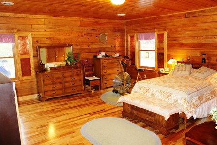 515 Hillock Road Ferrum, VA 24088 - Photo 17 of 29 Master Suite (pic1)