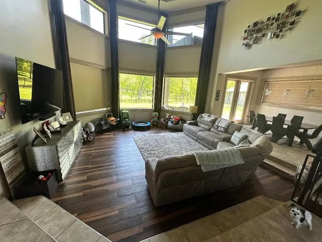 $1,150,000 | 8300 Willow Circle, Terrell, TX 75160