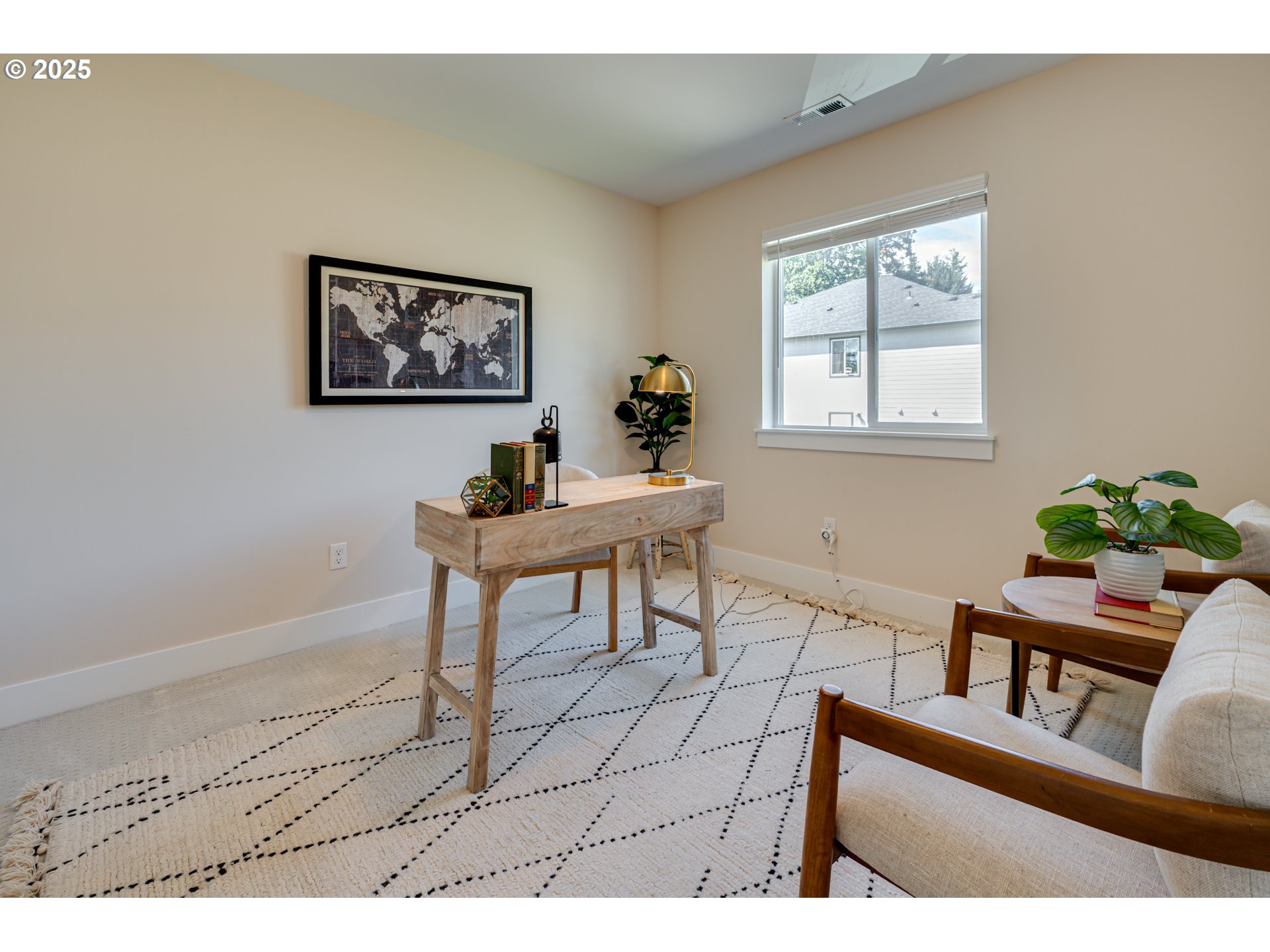 124 West 12th Way La Center, WA 98629 - Photo 19 of 35