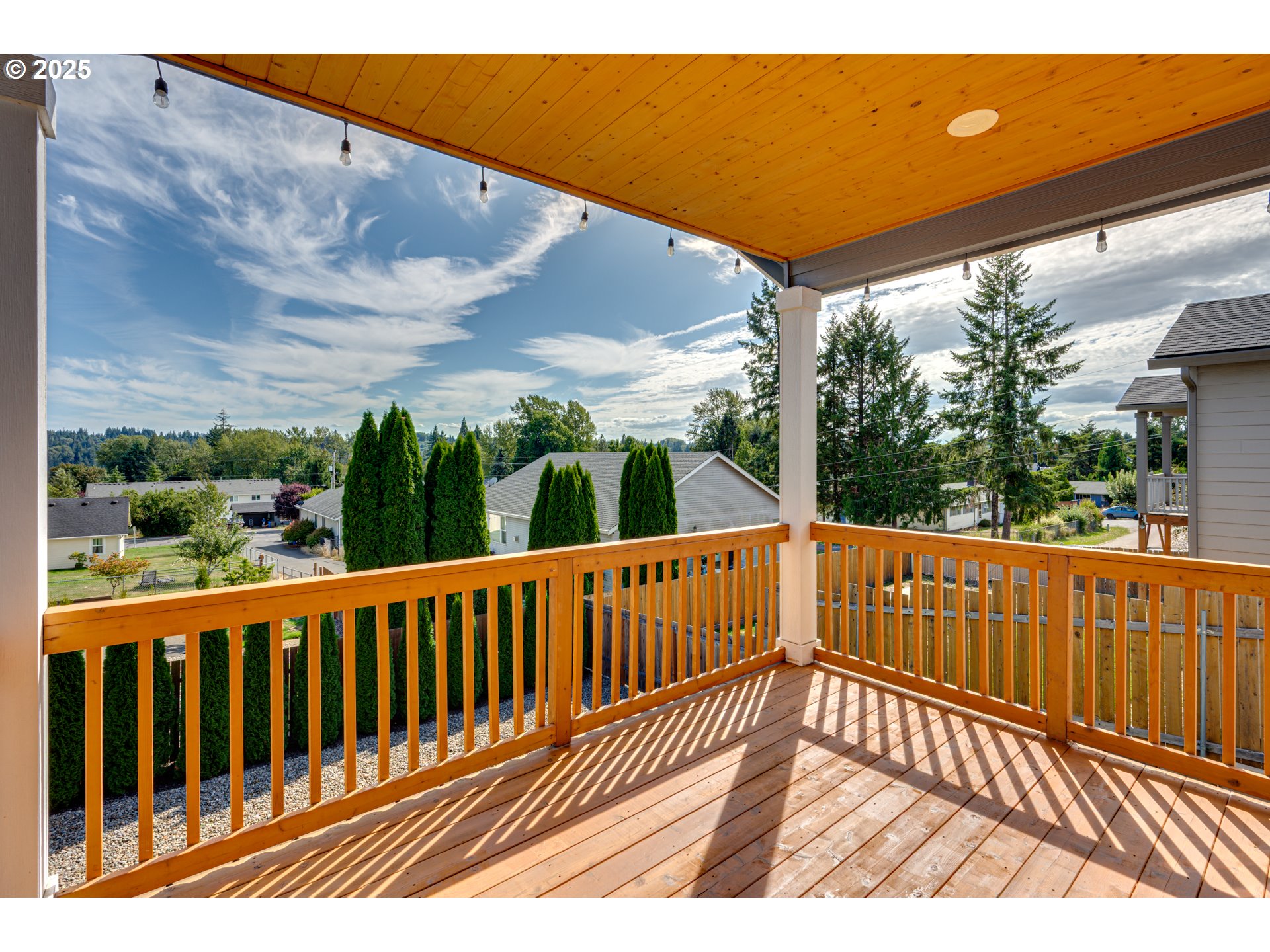 124 West 12th Way La Center, WA 98629 - Photo 24 of 35