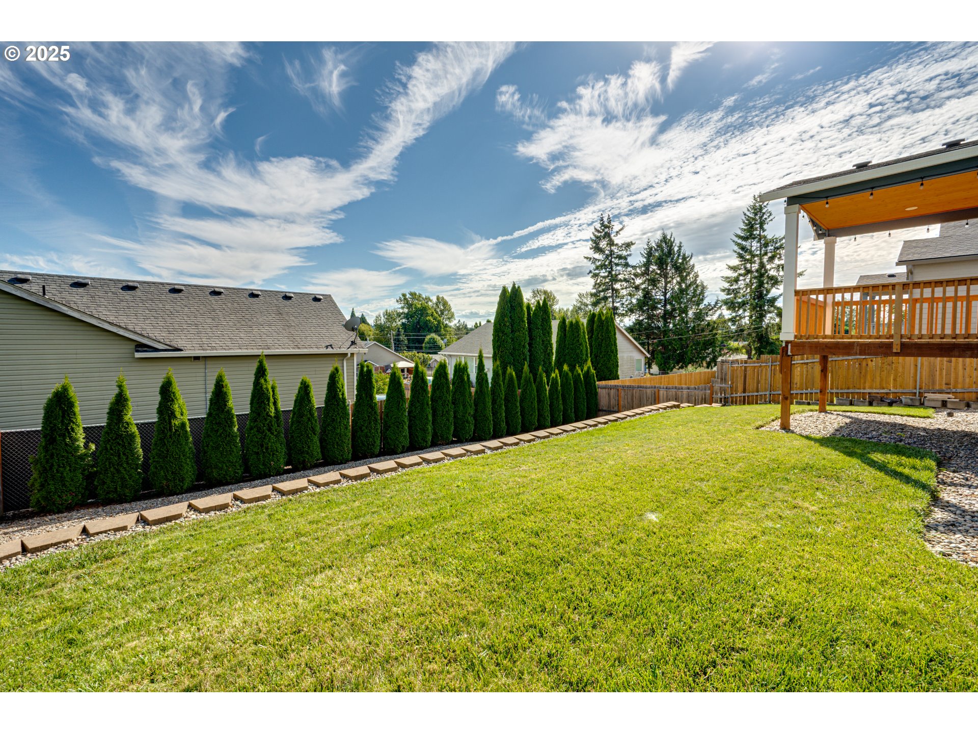 124 West 12th Way La Center, WA 98629 - Photo 28 of 35