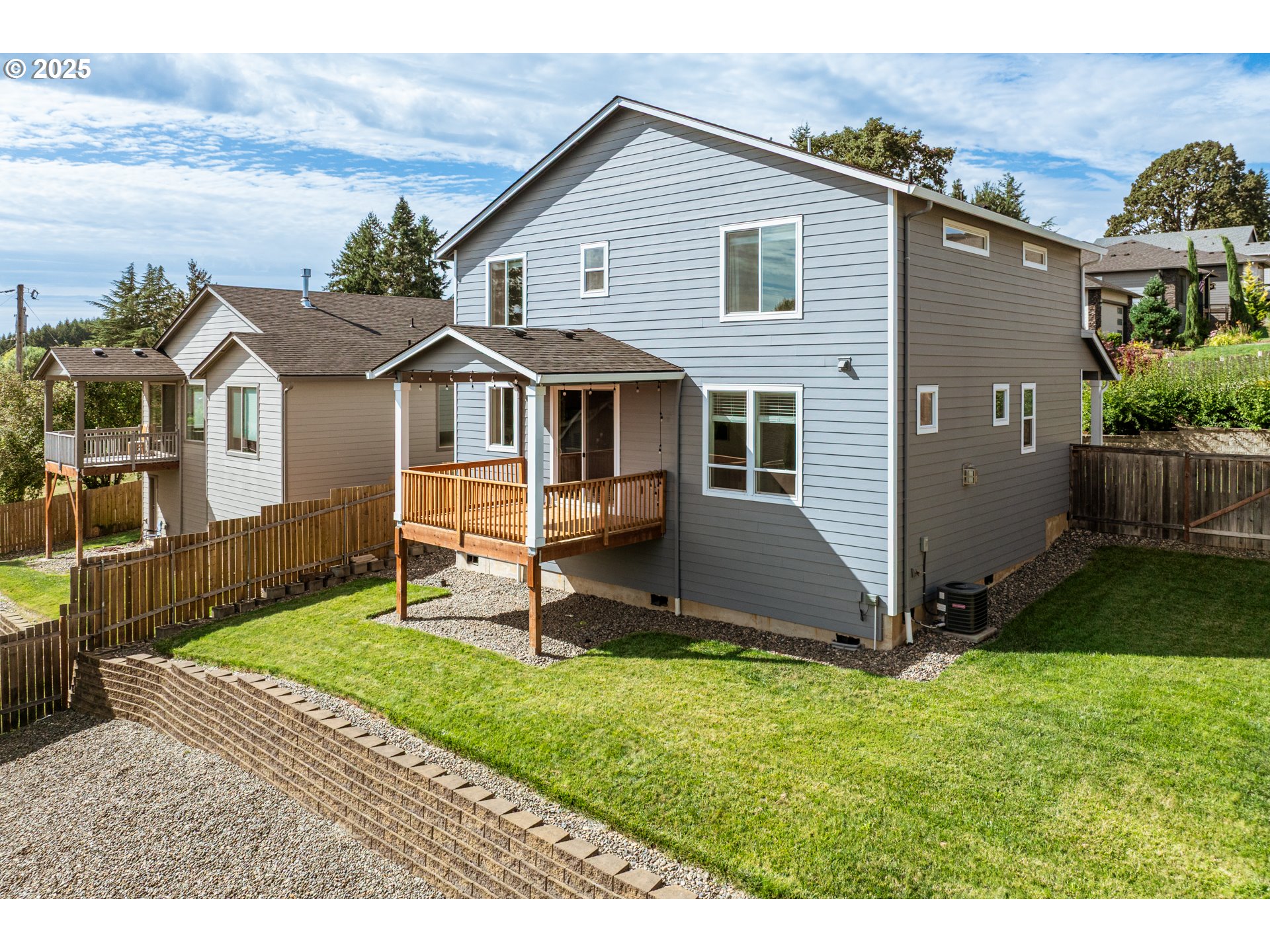 124 West 12th Way La Center, WA 98629 - Photo 31 of 35