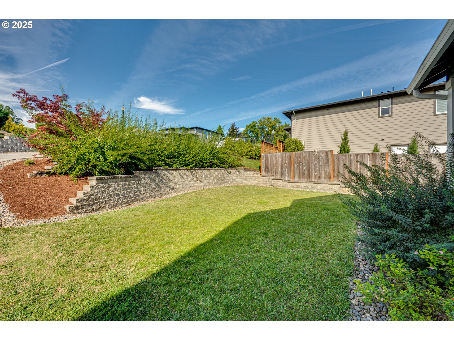 124 West 12th Way La Center, WA 98629 - Photo 5 of 35