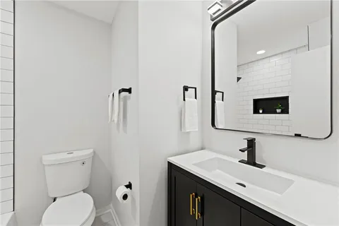 $299,900 | 7325 Hardy Avenue, Raytown, MO 64133