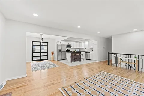 $299,900 | 7325 Hardy Avenue, Raytown, MO 64133