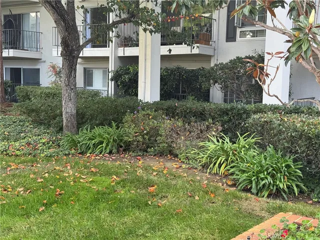 $649,000 | 101 Scholz Plaza, Unit 123, Newport Beach, CA 92663