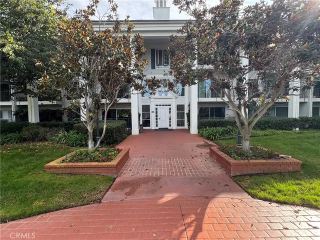 $649,000 | 101 Scholz Plaza, Unit 123, Newport Beach, CA 92663