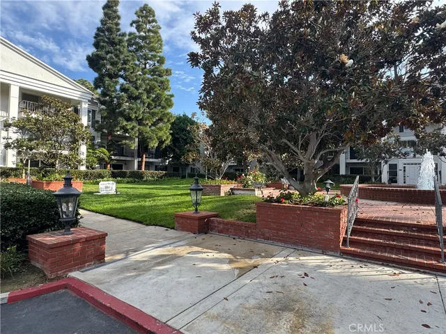 $649,000 | 101 Scholz Plaza, Unit 123, Newport Beach, CA 92663