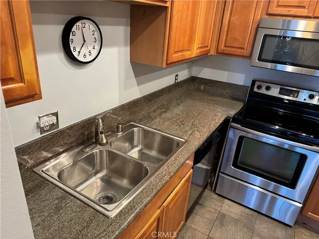 $649,000 | 101 Scholz Plaza, Unit 123, Newport Beach, CA 92663