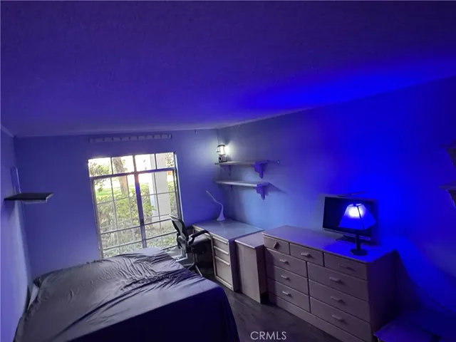 $689,000 | 101 Scholz Plaza, Unit 123, Newport Beach, CA 92663