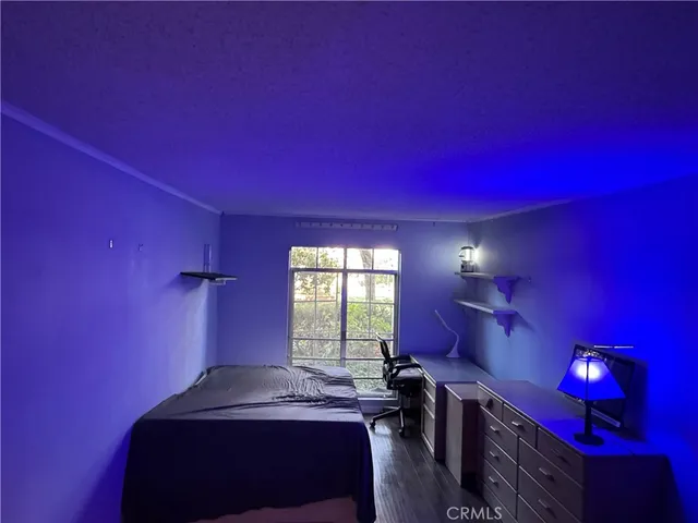 $689,000 | 101 Scholz Plaza, Unit 123, Newport Beach, CA 92663