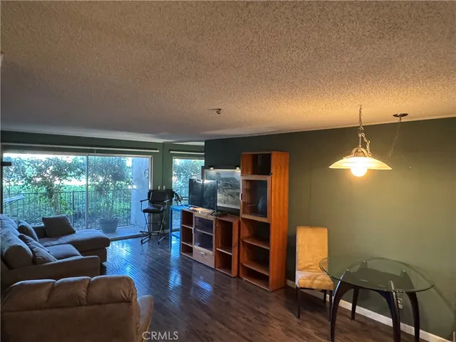 $689,000 | 101 Scholz Plaza, Unit 123, Newport Beach, CA 92663