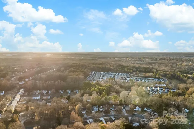 $350,000 | 11001 Gladewater Drive, Matthews, NC 28105