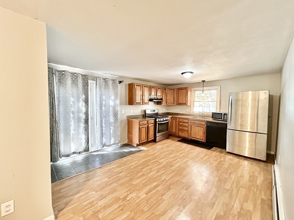 266 Massasoit Road Worcester, MA 01604 - Photo 7 of 25 Gallery Image 7