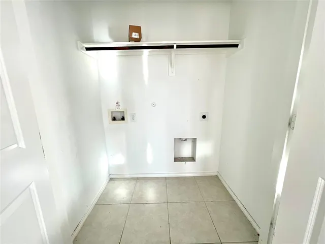 a view of a walk in closet