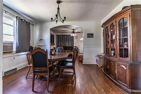 $165,000 | 401 East Jackson Street, Windsor, MO 65360