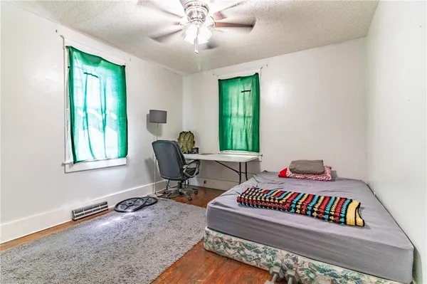 $165,000 | 401 East Jackson Street, Windsor, MO 65360