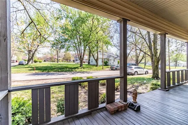 $165,000 | 401 East Jackson Street, Windsor, MO 65360