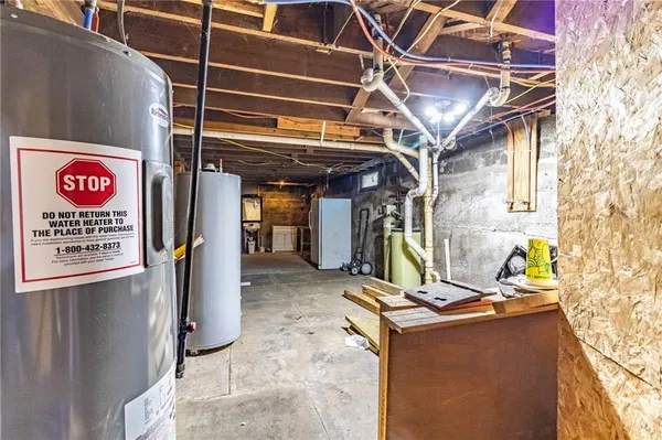 $165,000 | 401 East Jackson Street, Windsor, MO 65360