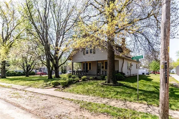 $165,000 | 401 East Jackson Street, Windsor, MO 65360