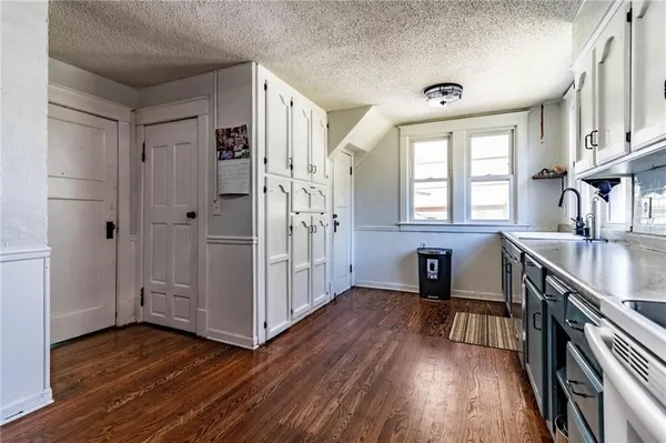 $165,000 | 401 East Jackson Street, Windsor, MO 65360