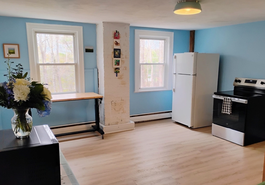 11 Whittemore Road Sturbridge, MA 01566 - Photo 17 of 42