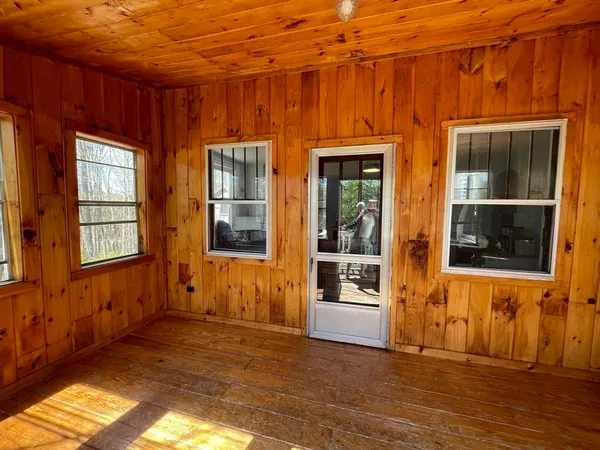 $495,000 | 11 Whittemore Road, Sturbridge, MA 01566