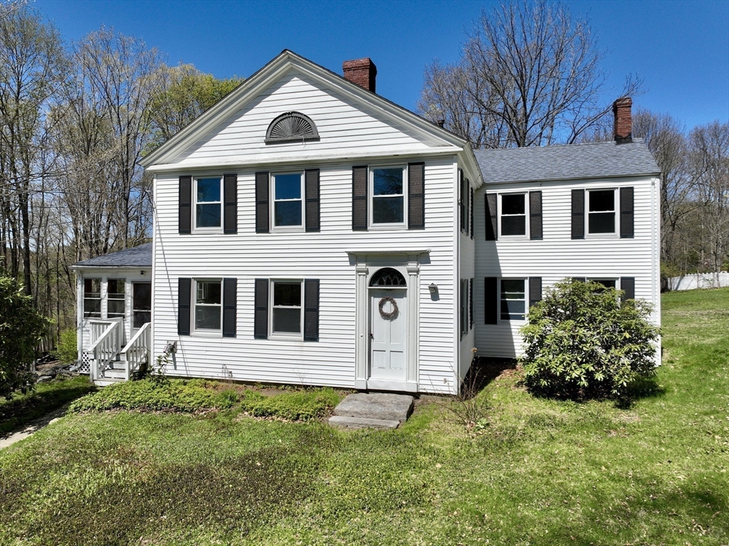 11 Whittemore Road Sturbridge, MA 01566 - Photo 5 of 42
