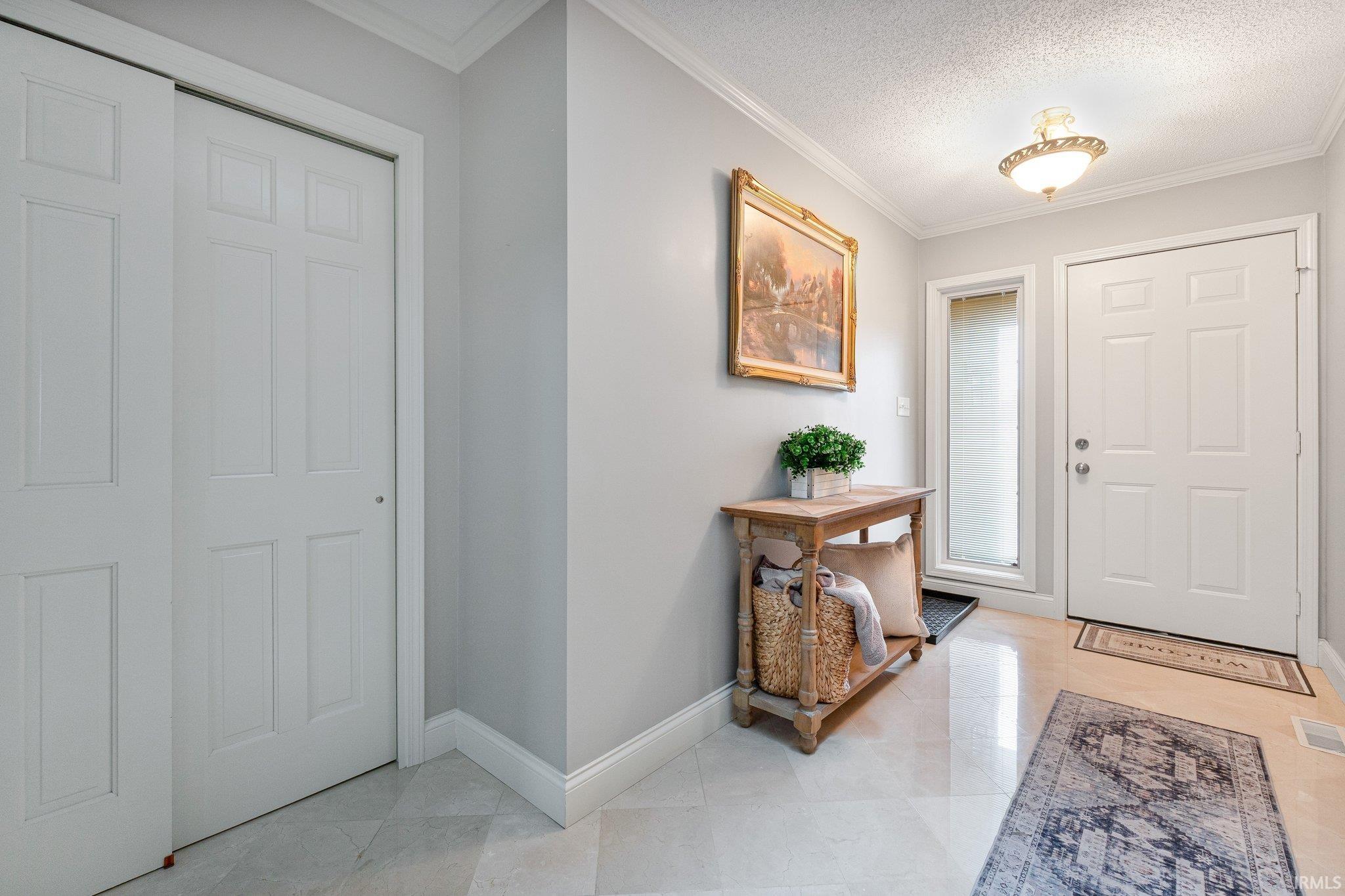 10531 Bay Bridge Road Fort Wayne, IN 46845 - Photo 4 of 35 Gallery Image 4