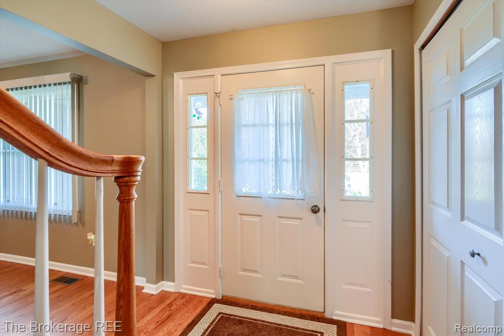 1060 East Cook Road Grand Blanc, MI 48439 - Photo 8 of 63