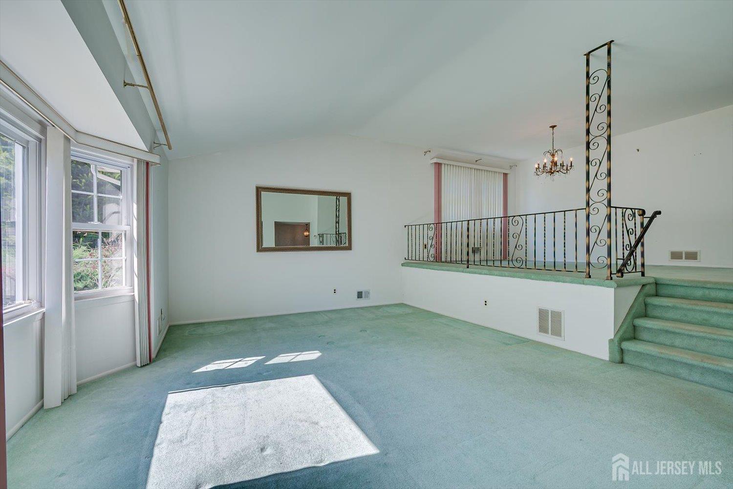 9 Annette Drive Edison, NJ 08820 - Photo 5 of 35